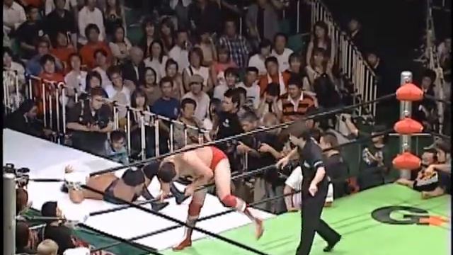 Kenta Kobashi vs. Akira Taue (September 10th, 2004) смотреть онлайн
