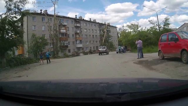 последствия урагана в городе Асбест смотреть онлайн