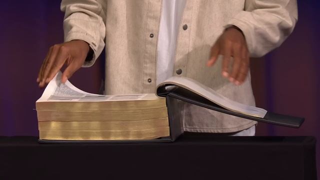 The Encyclopedia of Invisibility — A Home for Lost Stories | Tavares Strachan | TED смотреть онлайн