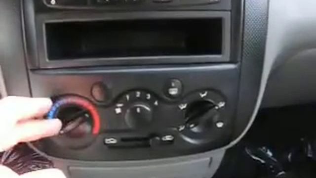 2004 Chevrolet Aveo Hatchback смотреть онлайн