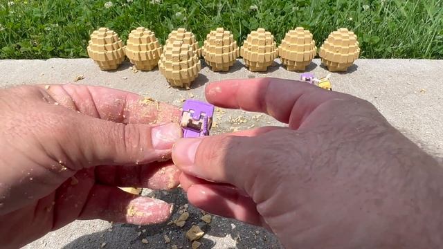 Minecraft Mining Kits (1:48 to Mine Rare Golden Creeper) смотреть онлайн