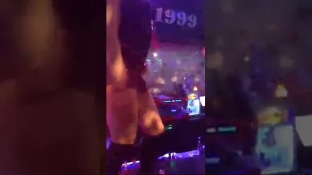Stanislav Oleynikov Девочки отжигают смотреть онлайн