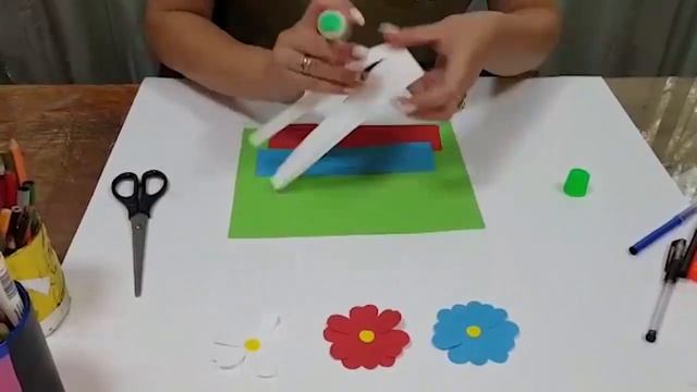 Мастер класс "Символ единства", посвященный Дню Государственного флага Российской Федерации". смотреть онлайн