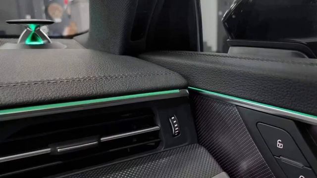 Опция расширенной комфортной контурной подсветки AUDI A4B9 A5B9 A6C8 A7C8 Q5FY Q8 Q74M. AUDI-UPGARD смотреть онлайн