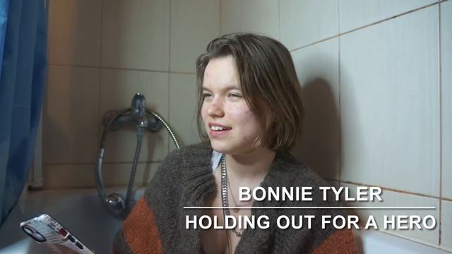 Holding out for a hero (I need a hero) - Bonnie Tyler (Катрина Паула Диринга/Katrina Paula Diringa) смотреть онлайн