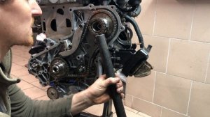 Замена цепи на Grand Starex  ,показываем метки ,моменты затяжки болтов, говорим о балансирах.