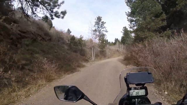 Curvy Roads & Snow on the Honda CRF300L Rally смотреть онлайн