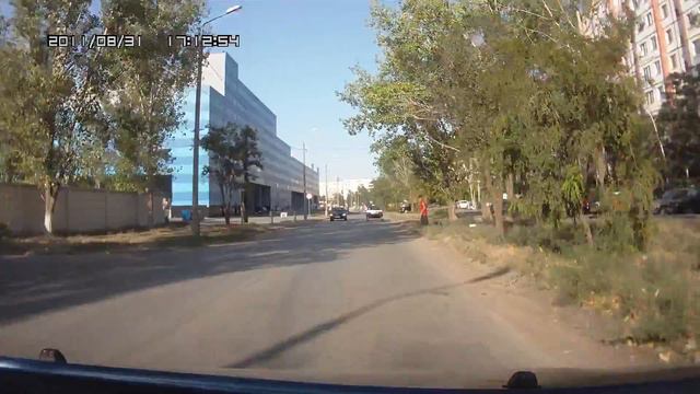 Как не надо переходить дорогу смотреть онлайн