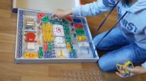 Электронный конструктор "Знаток" 999 схем, обзор.