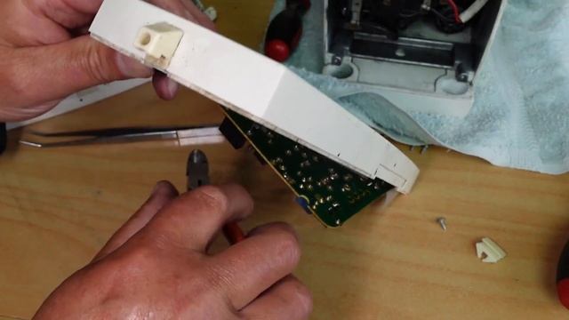 Elna Electronic - Fixing Motor Stuttering or not Going смотреть онлайн