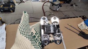 Скрытые петли Armadillo u3d6000. С чем может столкнутся мастер при установке.