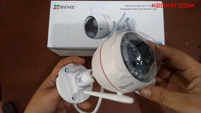 CAMERA EZVIZ HUSKY AIR C3W смотреть онлайн