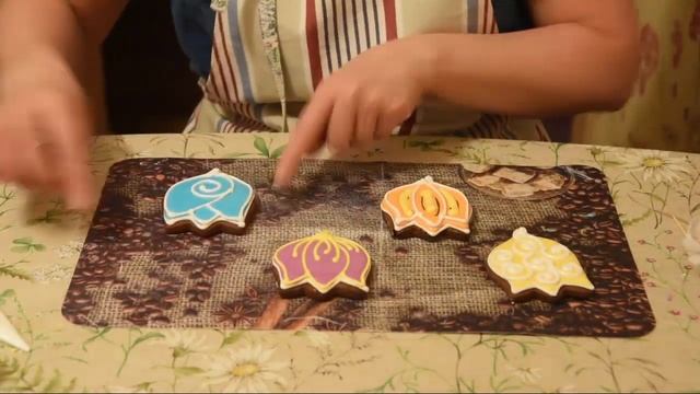 Кулинарный мастер-класс/Роспись медово-имбирных пряников смотреть онлайн