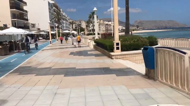 Испания отвратительное место для грусти и депрессий. Представляю вашему вниманию набережную Альтеа. смотреть онлайн