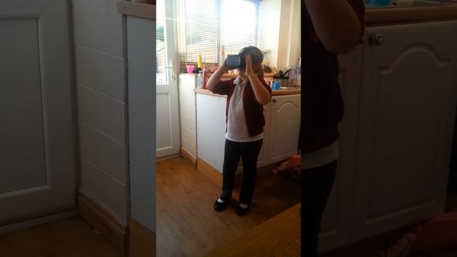 FUNNY 7 year old daughter playing vr soccer header game смотреть онлайн