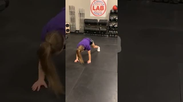Frog Hops (Beginner) смотреть онлайн