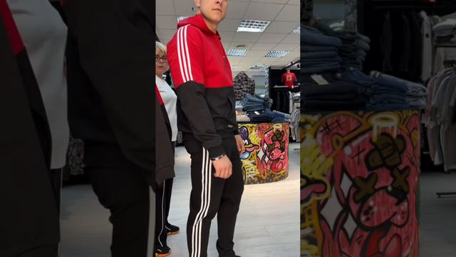 Мода и комфорт. Спортивные костюмы для активных #мужскаяодежда #стиль #одежда #обзор #fashion #мода смотреть онлайн