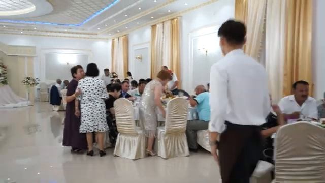 Русскоязычная казахская свадьба Эльдара и Молдир. Смотреть всем. смотреть онлайн