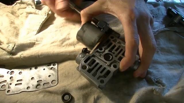 Разборка и промывка гидроблока вариатора MEKA Honda Capa смотреть онлайн