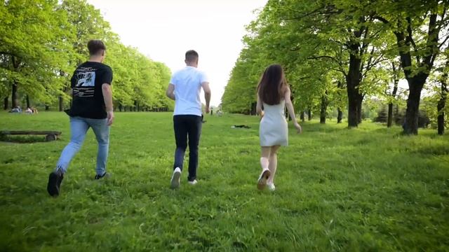 "Районы, кварталы" клип выпускников 2021. Гимназия №30, город Ставрополь. Выпускник 2021 смотреть онлайн