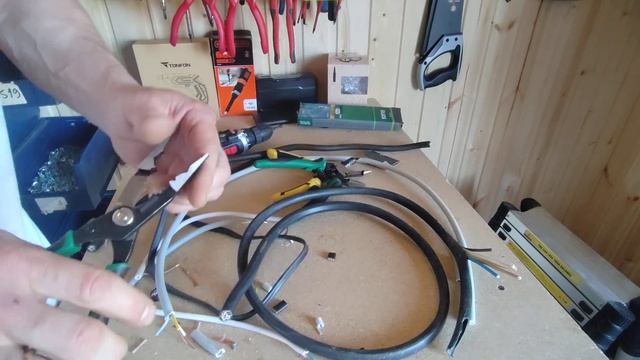 мультитул laoa смотреть онлайн