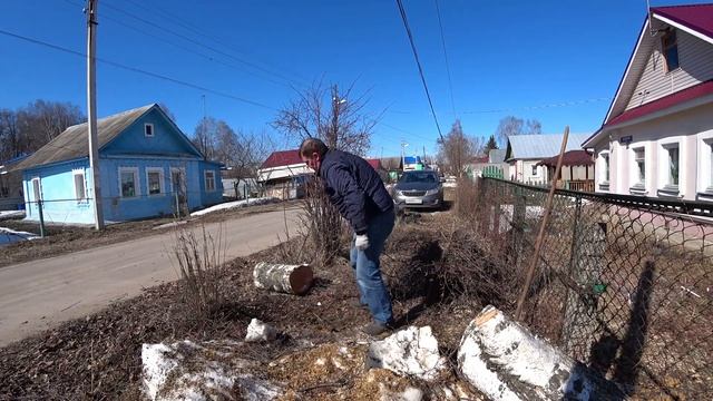 Начало апреля у тёщи смотреть онлайн