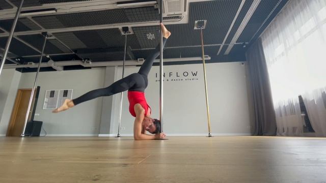 Pole dance handstand / Пол дэнс стойки для начинающих смотреть онлайн