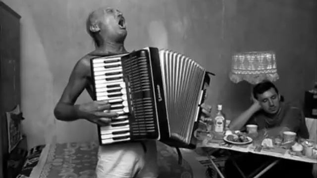 Бутылек кто работал в шахте знает это волшебное слово360px смотреть онлайн