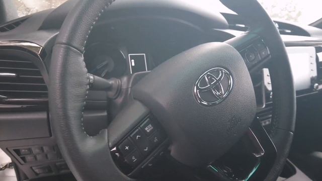 2020 Toyota Hilux Black Onyx. Обзор максимальной комплектации Блек Оникс Тойота Хайлакс (Хайлюкс) смотреть онлайн