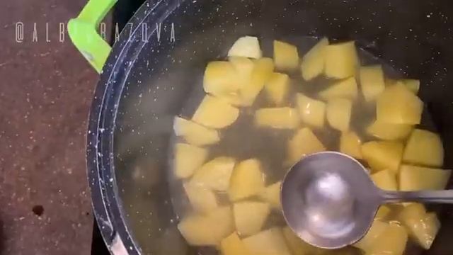 ВКУСНЫЙ Харчо