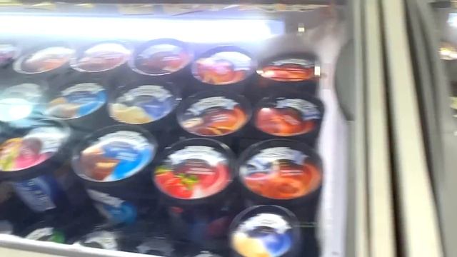 BUYING Everything in ONE COLOR for 24 Hours Shfa family смотреть онлайн