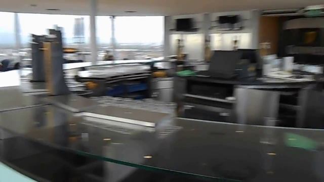 Guinness Gravity Bar at Guiness Storehouse in Dublin, Ireland - MUST SEE! смотреть онлайн