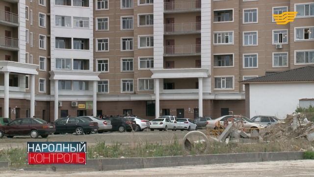 Жители столичного ЖК самовольного заселились в дом после 6-летнего ожидания смотреть онлайн