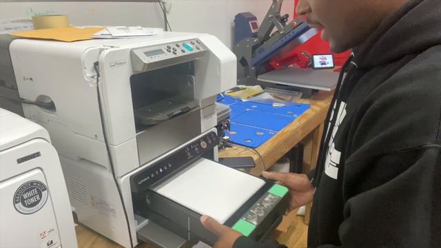 My First T-Shirt Print With My Craft DTG Machine (How To Make A Custom T-Shirt Using A Roland BT-12 смотреть онлайн