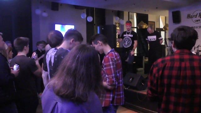 Песня "Я люблю rock-n-roll". Перевод/Исполнение: Аникина Ирина. смотреть онлайн
