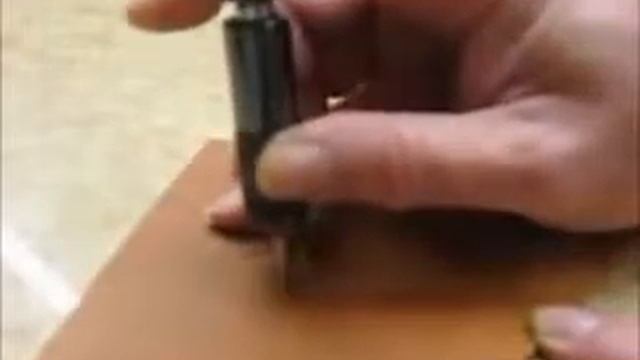 Поворотный нож для кожи смотреть онлайн