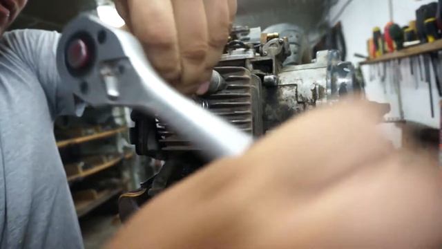 Самый быстрый ремонт Suzuki Sepia. Или Задроч...но насмерть!!! смотреть онлайн