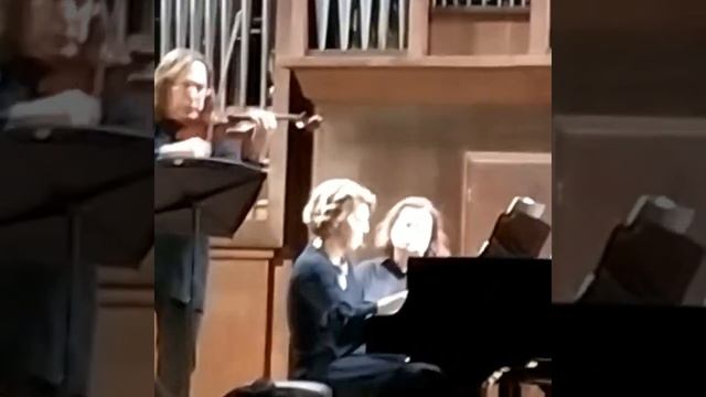 Святослав Мороз скрипка, Полина Осетинская фортепиано, Брамс соната для скрипки и фортепиано. смотреть онлайн