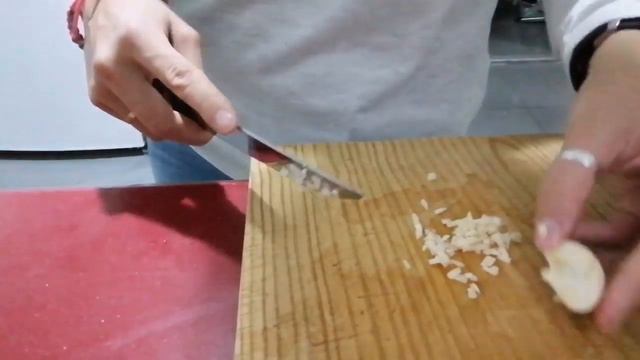 Tostadas con AJO🧄 SUPERALIMENTO combate los virus y bacteria Receta para comer Ajo CRUDO | NatsYan смотреть онлайн