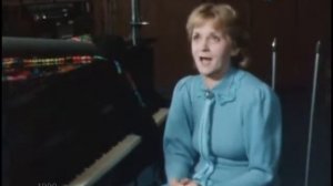 Клара Румянова рассказывает про Анатолия Папанова... (1990)