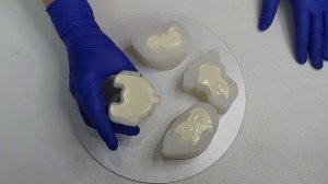 Работа с силиконовыми молдами. Фигурки из шоколада