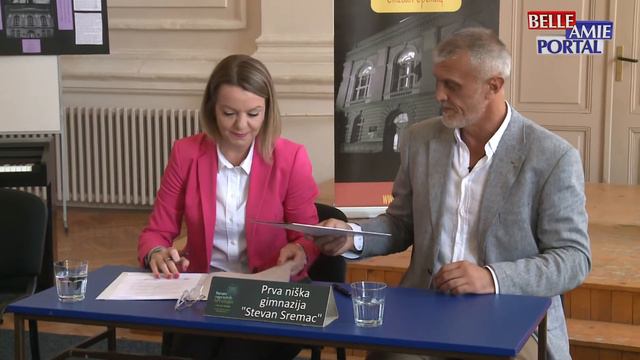Novo odeljenje za audio vizuelnu i scensku umetnost u Gimanziji Stevan Sremac u Nišu смотреть онлайн