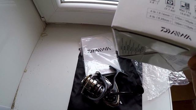 Посылка из Японии. Катушка Daiwa luvias 15 2506 смотреть онлайн