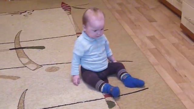 малыш 8 мес смотреть онлайн