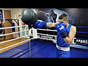 Тренировка по боксу | Работа с грушей на растяжках