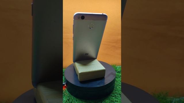 Xiaomi Redmi 4X 2\16GB ROSE смотреть онлайн