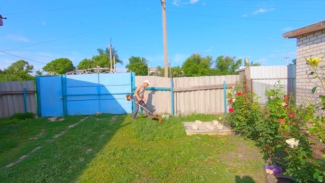 КОСИМ ТРАВУ МОТОКОСОЙ леска 3 мм смотреть онлайн