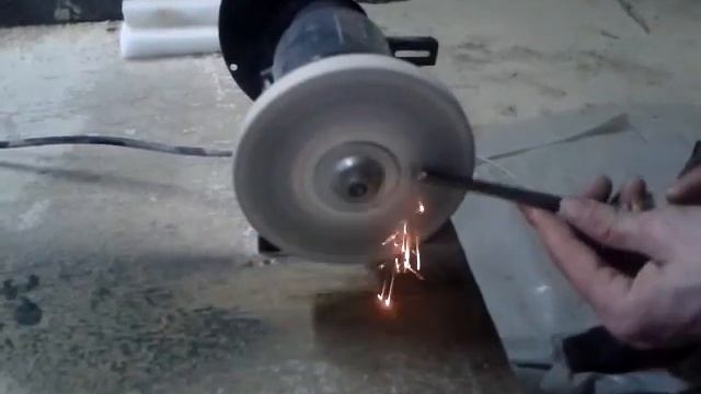 Заточка стамески на наждаке