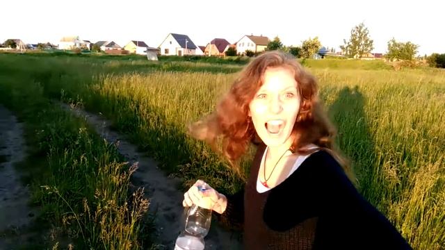 Реклама газированного напитка ''Аквалей'' со вкусом барбариса смотреть онлайн