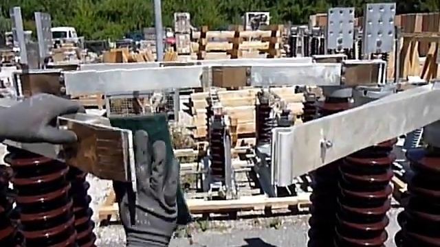Обслуживание разъединителя ⚡️150кВ⚡️ смотреть онлайн